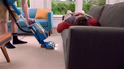 Shark Rotator Powered Lift-Away Speed TV Spot, 'Little Mom'