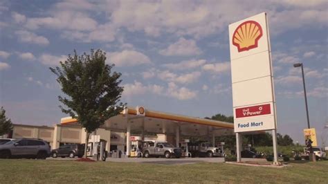 Shell TV Spot, 'Back on the Road'