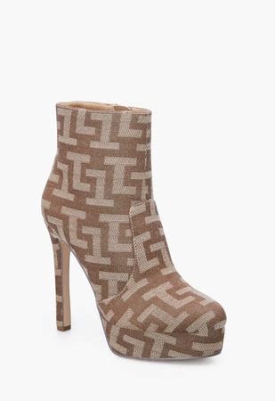 ShoeDazzle Natashia Platform Bootie