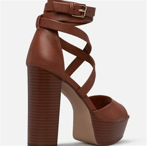 ShoeDazzle Roselinda Wraparound Strappy Sandal logo