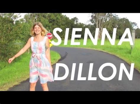 Sienna Dillon photo