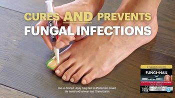 Silka Antifungal Liquid TV Spot, 'Escondiendo los dedos de los pies' created for Silka