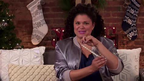 Simon Premium Outlets TV Spot, 'VH1: Holiday Gifts' featuring Michelle Buteau
