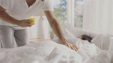 Simply Orange TV Spot, 'Wake Up' created for Simply Beverages