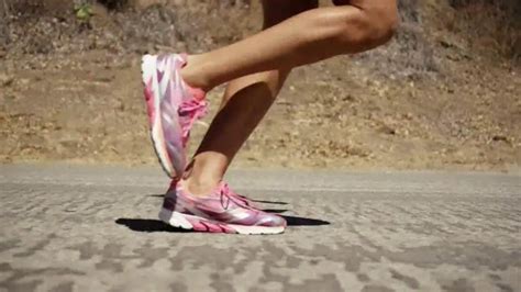 Skechers GoRun 4 TV Spot, 'The Final Push' Featuring Kara Goucher created for Skechers Performance/SkechersGo