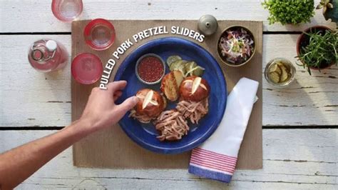 Smithfield Fresh Pork TV Spot, 'Shake It Up'