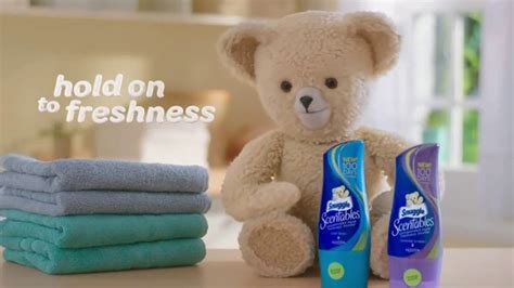 Snuggle Scentables TV commercial - Just-Washed Freshness