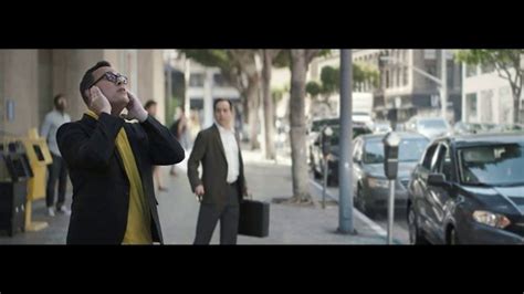 Sprint Unlimited Plus Plan TV Spot, 'Rooftop' featuring Paul Marcarelli