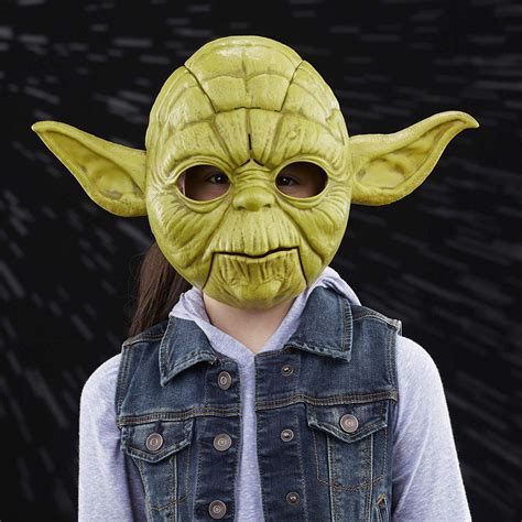 Star Wars (Hasbro) Yoda Electronic Mask logo