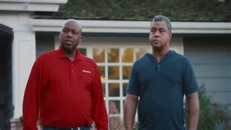 State Farm TV Spot, 'The Neighborhood: Mow Your Lawn' Featuring Paul Pierce, Jalen Rose