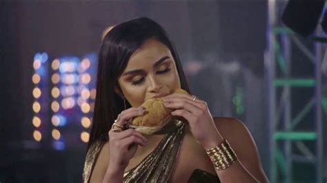 Subway TV Spot, ''Univision: entrega de sándwiches' con Clarissa Molina created for Subway