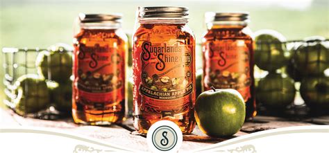 Sugarlands Distilling Company Appalachian Apple Pie Moonshine photo