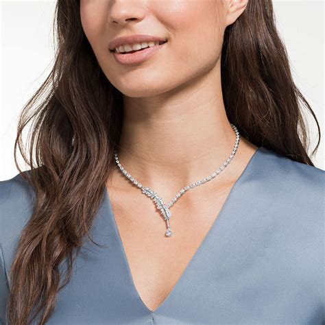 Swarovski Nice Necklace logo