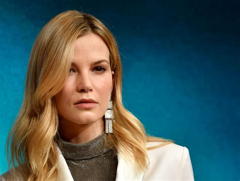 Sylvia Hoeks photo