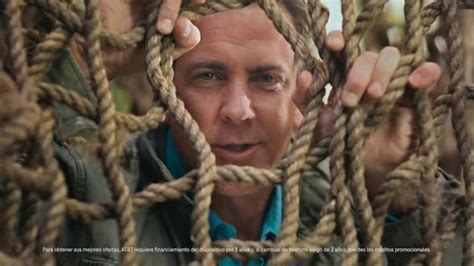 T-Mobile TV Spot, 'Jungle Net' con Carlos Ponce