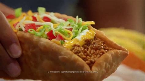 Taco Bell $5 Chalupa Cravings Box TV commercial - Friends