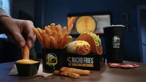 Taco Bell $5 Nacho Fries Box TV Spot, 'El futuro'