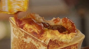 Taco Bell Breakfast Crunch Wrap TV Spot, 'Noticias' con Pete Davidson featuring Pete Davidson