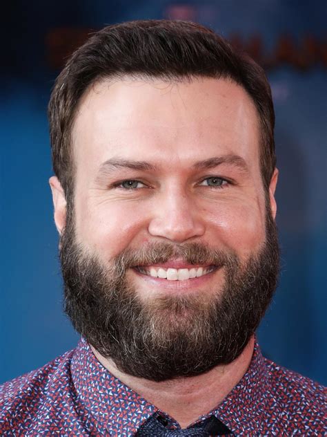 Taran Killam photo