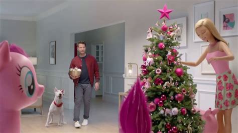 Target TV Spot, 'Deck the Halls in Millennial Pink' Featuring Nate Berkus featuring Jayden Marine