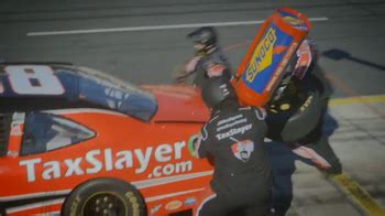 TaxSlayer.com TV Spot, 'Fast' Featuring Dale Earnhardt, Jr. featuring Dale Earnhardt Jr.