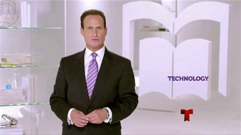 Telemundo TV Spot, 'Learning is Succeeding' Featuring José Díaz Balart featuring Jose Diaz-Balart