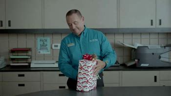 The UPS Store Pack & Ship TV Spot, 'Wrapping vs. Packing' featuring Neil Barton
