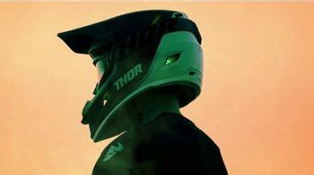 Thor MX Reflex Helmet TV Spot, 'Never Settle'