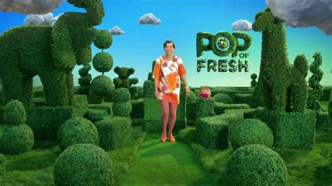 Tide Pods TV Spot, 'Pop Goes the World' Song by Savoir Adore