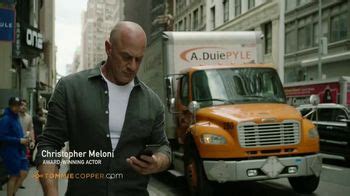 Tommie Copper Shoulder Support Shirt TV Spot, 'More to Life Than Pain' Featuring Christopher Meloni