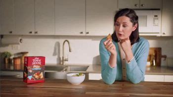 Town House Pita TV Spot, 'Craving Adventure' created for Town House Crackers