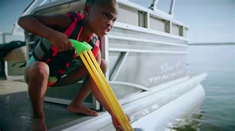 Tracker Boats Freedom of Choice Sales Event TV Spot, 'More Than a Boat: $600 Down Payment Match'