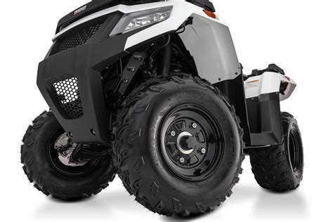 Tracker Off Road 300