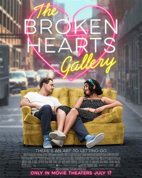 TriStar Pictures The Broken Hearts Gallery logo
