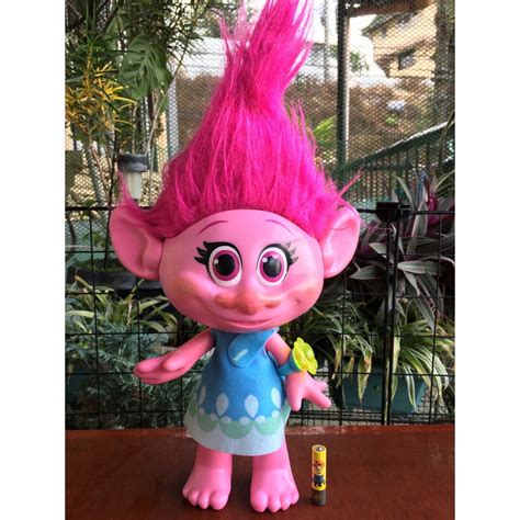 Trolls (Hasbro) DreamWorks Trolls Poppy Collectible Figure