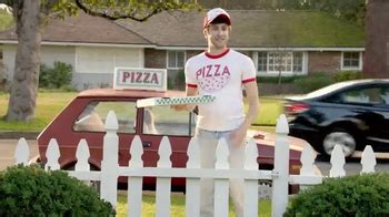 TruGreen TV Spot, 'The Yardleys: Pizza' featuring Chad Jamian