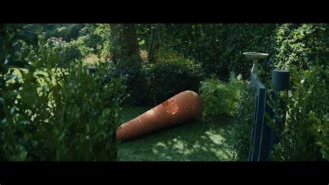 Tubi Super Bowl 2023 TV Spot, 'Gardener'