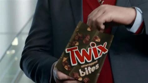 Twix Bites TV Spot, 'Walkman' Song by Billy Ocean