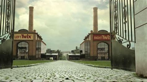 Twix TV Spot, 'Twix Factory Merge' featuring Lonny Ross