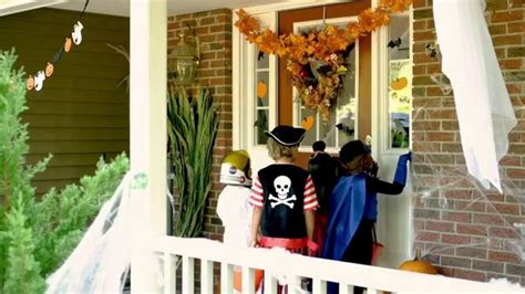 UNICEF TV Spot, '2020 Virtual Trick-or-Treat'