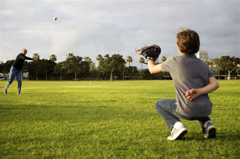 USA Baseball TV Spot, 'Play Ball: Catch and Throw'