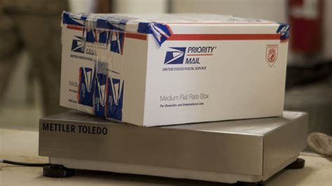 USPS Priority Flat-Rate Shipping TV Spot, 'Amazing Delivery' Feat. Stan Lee