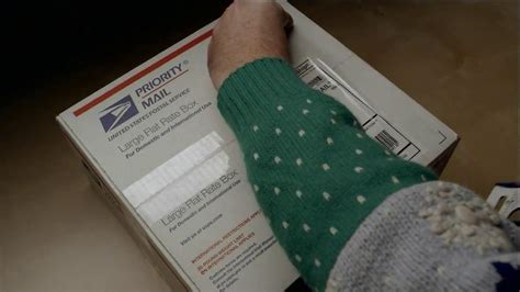 United States Postal Service USPS TV Spot, 'Same Sweater'