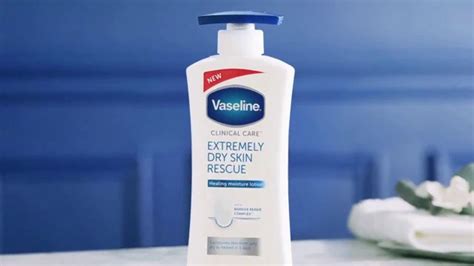 Vaseline Clinical Care Extremely Dry Skin Rescue TV Spot, 'What Healed Skin Can Do'