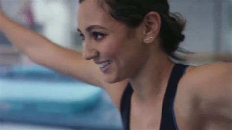 Vaseline Clinical Care TV Spot, 'Gymnast'