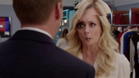 Verizon TV Spot, '30 Rock: Smart TV' Feat. Jack McBrayer, Jane Krakowski featuring Jane Krakowski