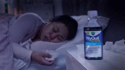 Vicks NyQuil Severe TV Spot, 'Días de reposo' featuring Smaranda Luna