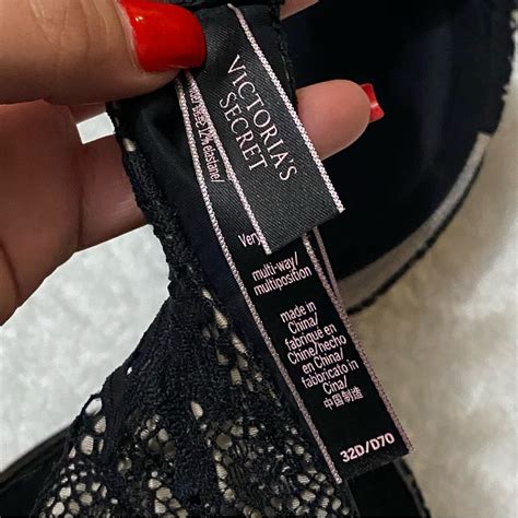 Victoria's Secret Multiway Bra logo