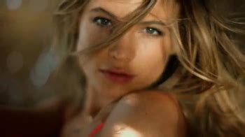 Victoria's Secret Push-Up Bras TV Spot, 'Everybody's Got It'