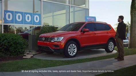 Volkswagen Sign Then Drive Event TV Spot, 'Ranking: SUVs' [T2] featuring Chase Del Rosario